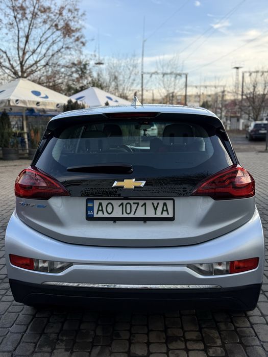 Chevrolet bolt EV продам автомобіль