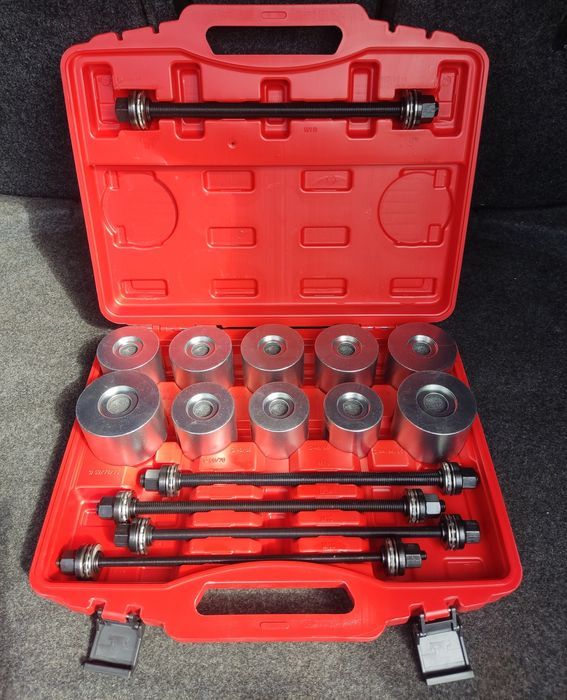 Набір для заміни сайлентблоків втулок і підшипників 44-90мм М10-М18