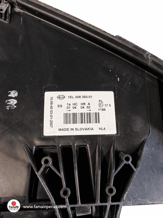 Ótica / Farol Esquerdo VW PASSAT B5.5 1.9 TDI (96 kW / 130 cv) [11.2000 - 05.2005]