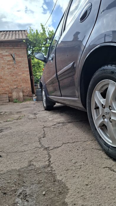 Продам Chery Kimo