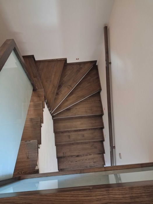 Schody drewniane i balustrady,stopnie,montaż