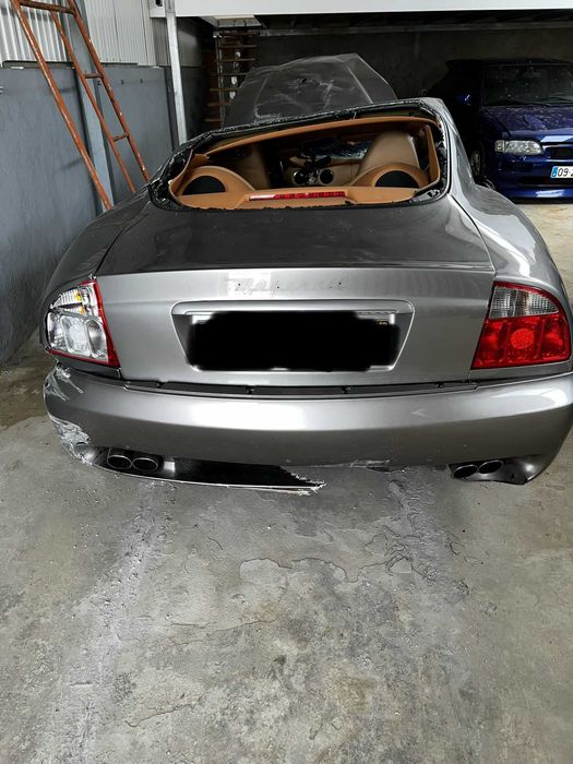 2 X Maserati 4200 gt