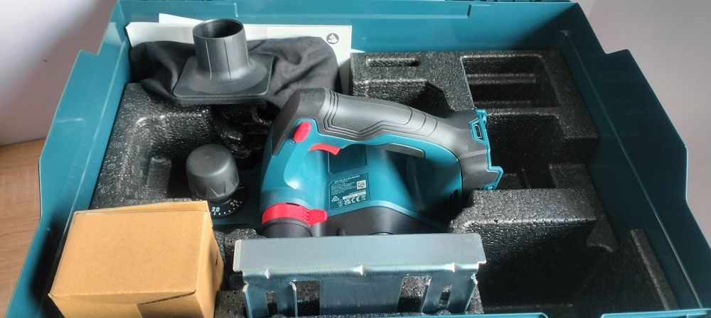 Strug akumulatorowy Bosch GHO 18V-26 L-Boxx  Nowy