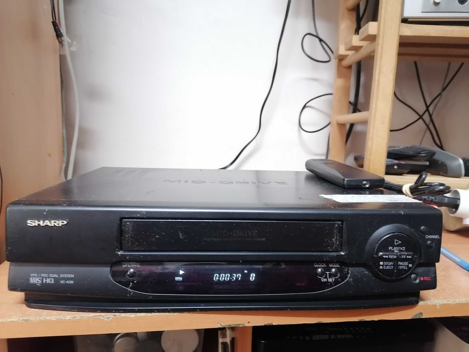 Magnetowid VHS Sharp VC -A39