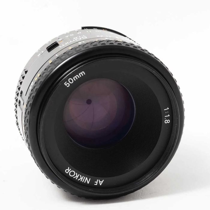 Об'єктив Nikon 50mm f/1.8 AF Nikkor mk II