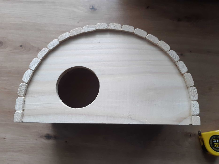 Drewniany domek dla chomika, eko chomik syryjski