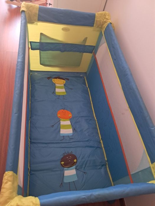 Cama de viagem 2 níveis