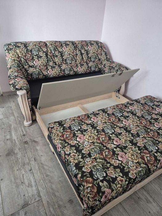 Sofa klasyczna do salonu-Ludwik Clacic z funkcją spania