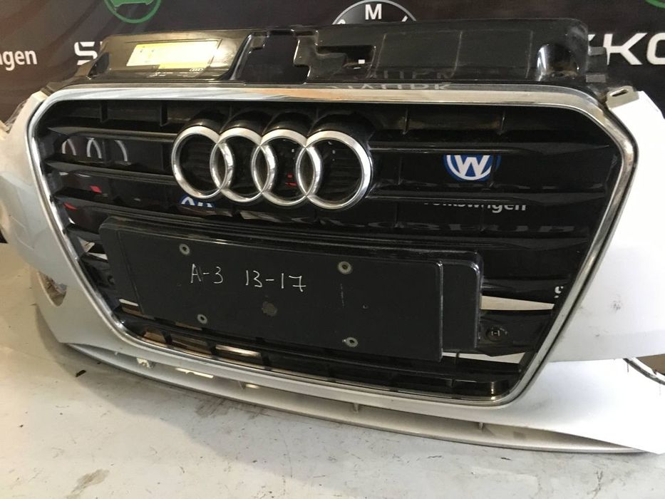 Решітка решетка радіатора радиатора ауди ауді а3 audi a3