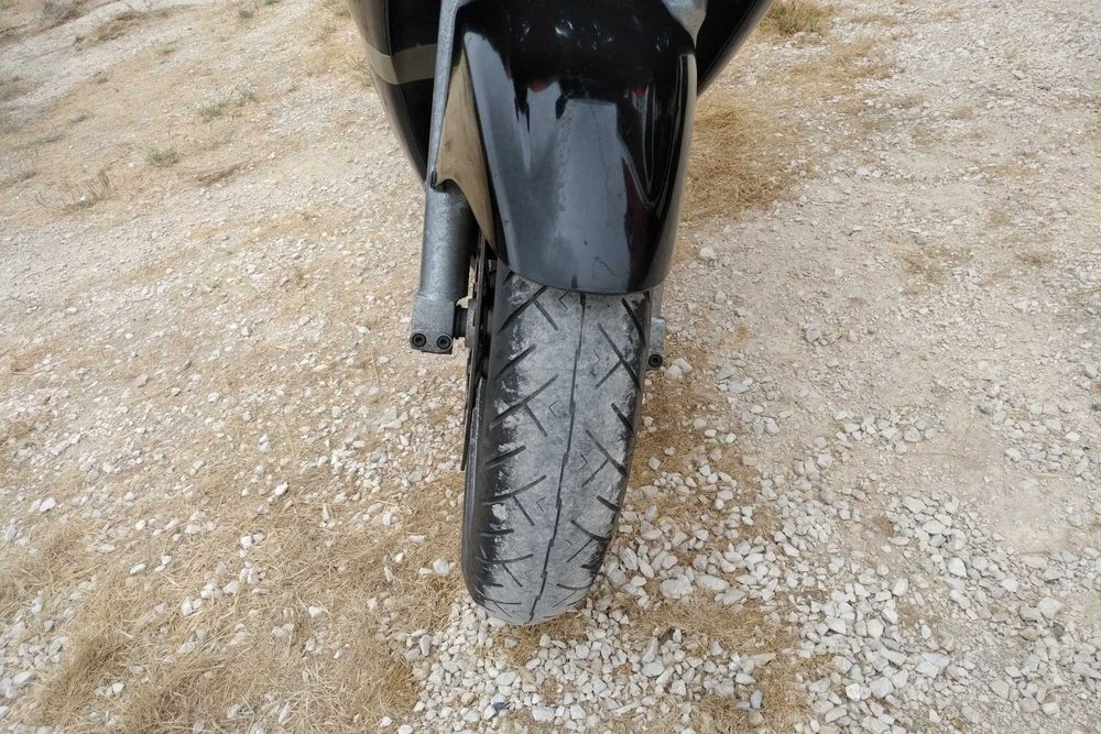 Kawasaki ZZR600 – 1994 – 42.041 km – 2 Donos