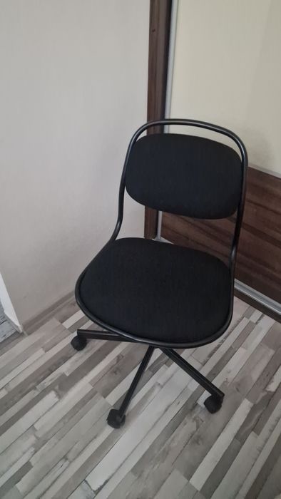 KRZESŁO IKEA ÖRFJÄLL obrotowe czarne