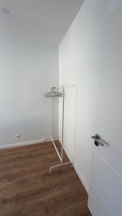 Quarto para arrendar - Barreiro Centro
