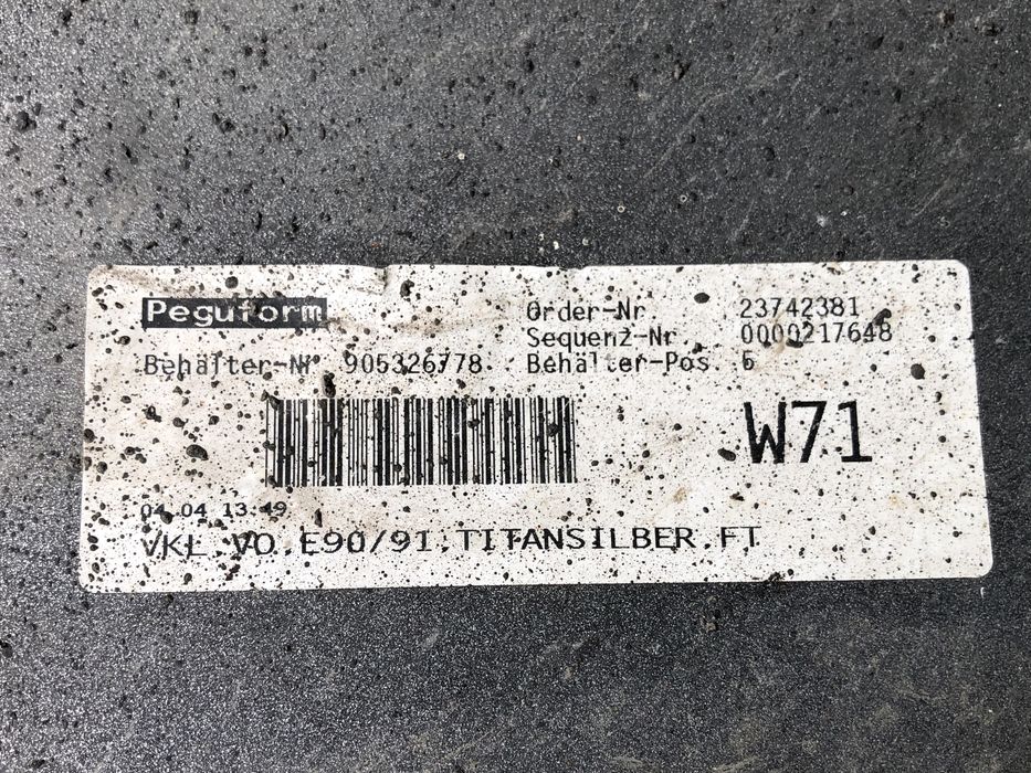 Бампер передній E90 E91 дорестайл