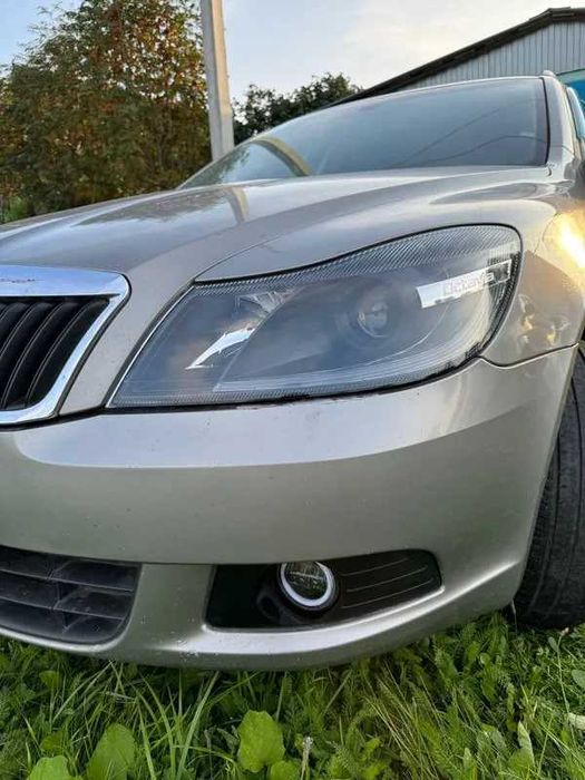 Противотуманные фары Led Skoda Octavia A5 FL 2008 - 2013 c ДХО