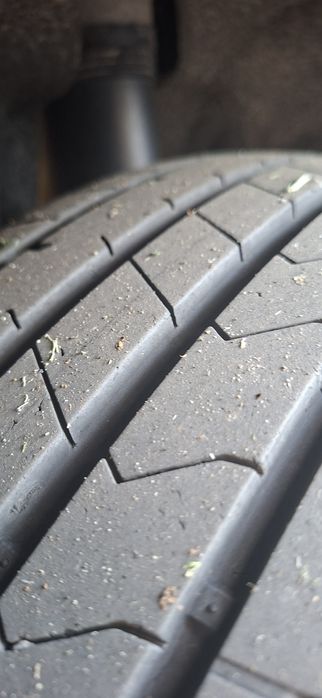 Продам шини Hankook 235 55 R18