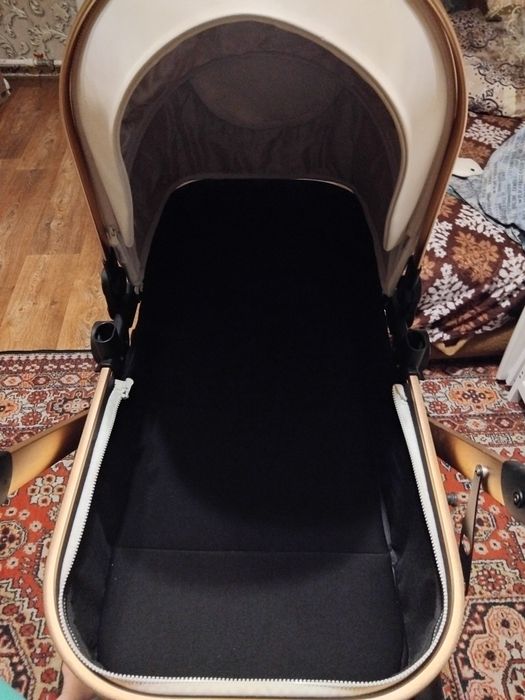 Продам коляску детскую