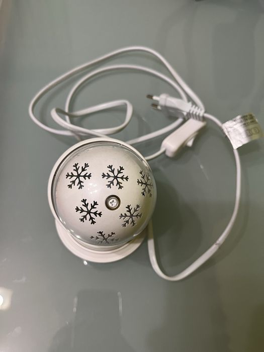 Lampka LED SNOW obrotowa