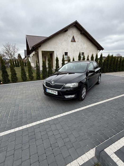 Skoda rapid  / benzyna