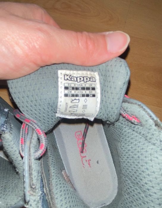 Szare buty kappa trapery