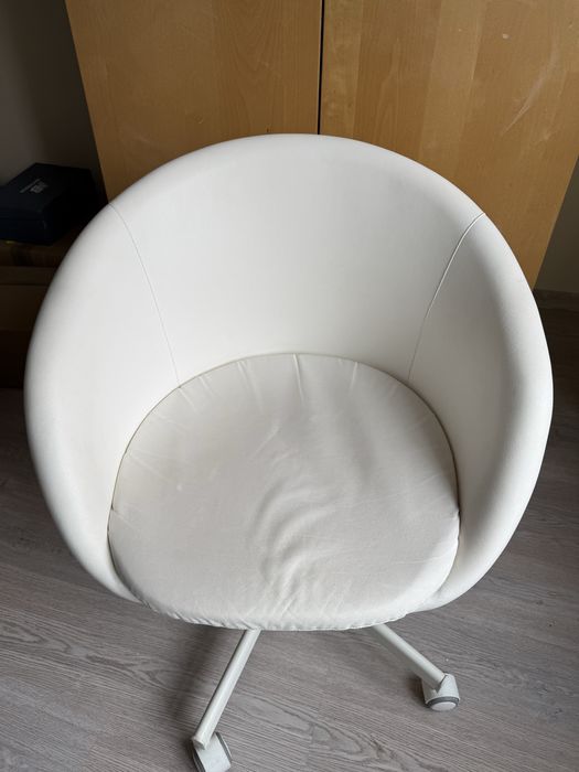 Fotel obrotowy Skruvsta Ikea