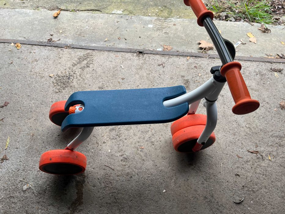 Triciclo sem pedais