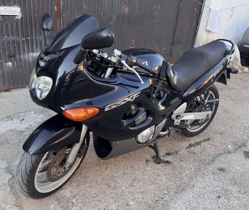 Mota suzuki gxsf 750cc 1999
