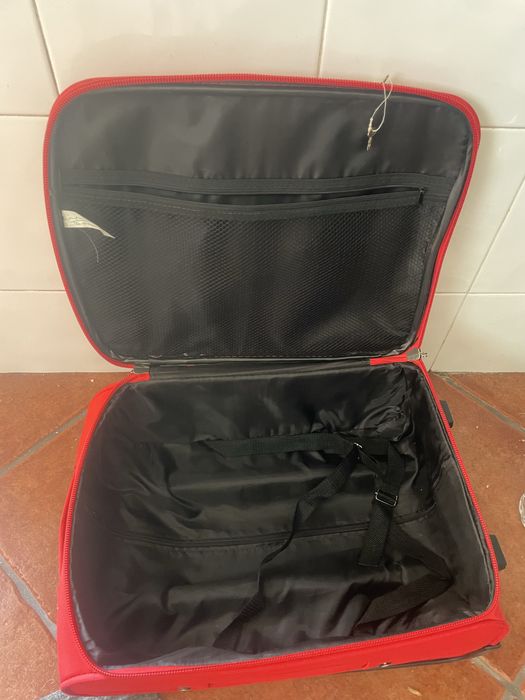 Mala de viagem de cabine como nova
