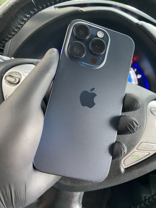 iPhone 15 pro 128 gb. Original