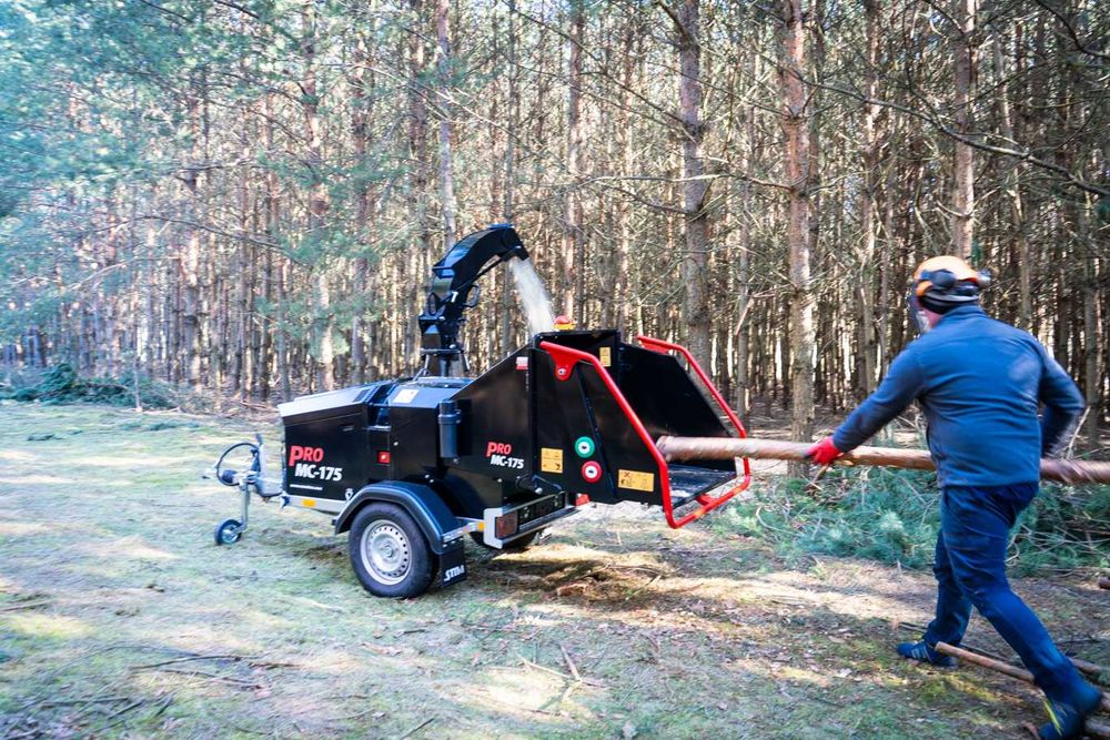 Rębak do drewna spalinowy Polski  Firmowy REMET MC 175 spalinowy  Nowość  mobilny Promocja homologacja łuparka, dla Gminy, Urzędu  dotacja