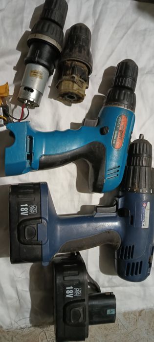 Продам на запчасти шуруповёрт одним лотом