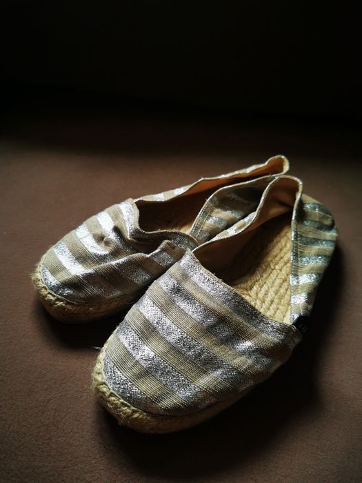 Espadryle nowe ze słomiana podeszwa 36