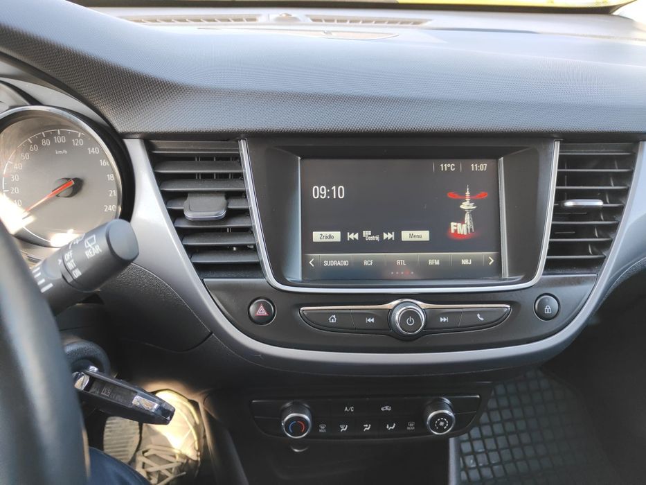 Sprzedam Opel Crossland