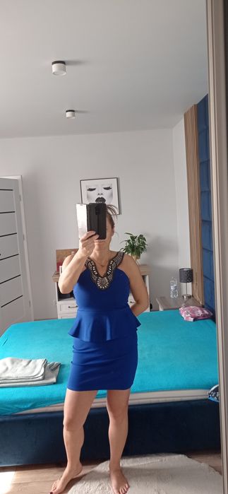 Sukienka na imprezę