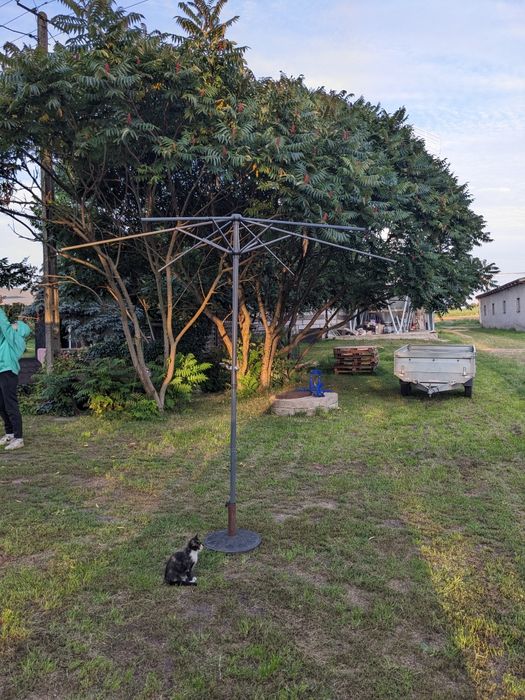 Fotel rozkładany + Gratis stelaż do parasola z podstawą