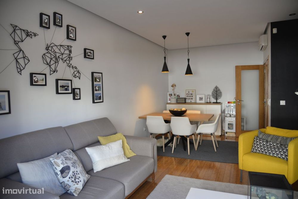 T2 Premium c/ Grande Terraço e Box Dupla em Oeiras - Lagoas Park e A5.