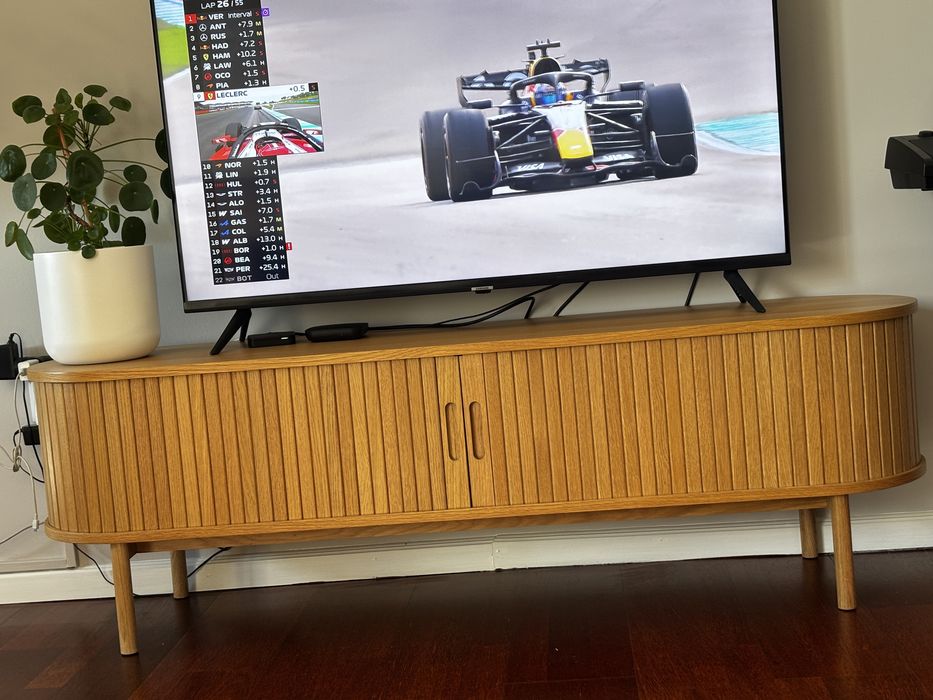 Móvel TV JYSK LYNGVIG 160 cm – Carvalho – Estado impecável