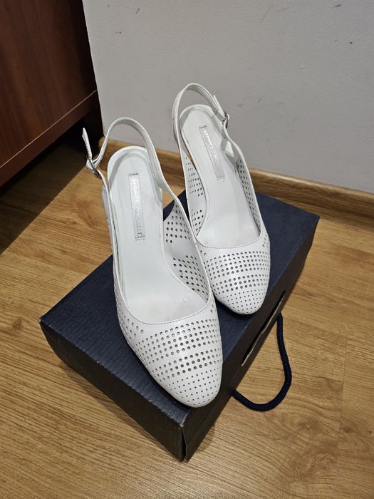 Босоніжки respect yourself,  нові