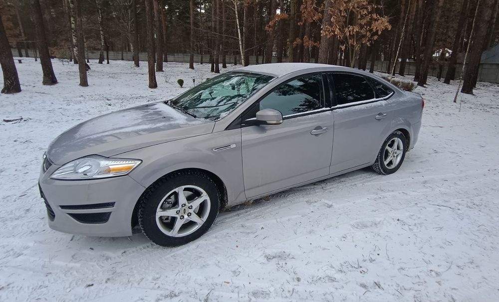 Ford Mondeo 2010 4-те покоління (газ-бензин)