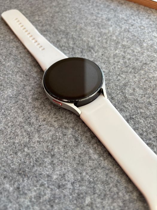 Samsung Galaxy Watch5 44 mm • SM‑R910 • Biały pasek