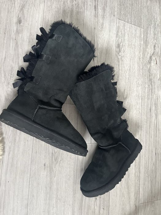 Практично нові 37 розмір Ugg оригінал