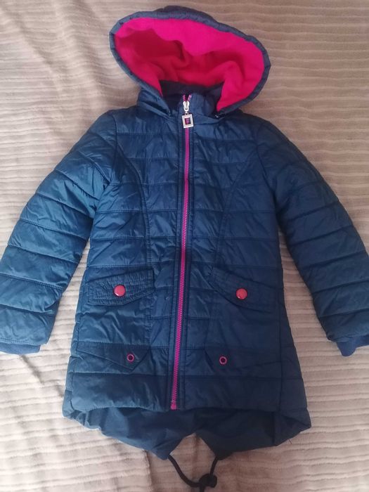 Продам курточку на флісі