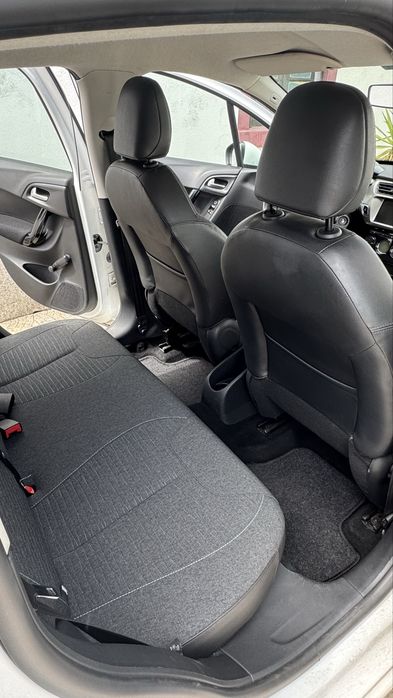 Citroën C3 1.2 PureTech Shine — foto 10