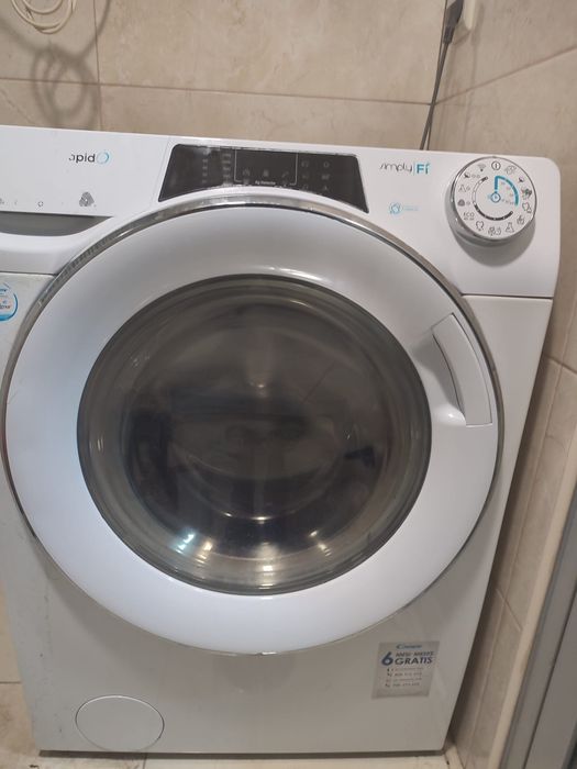 Máquina de lavar e secar em