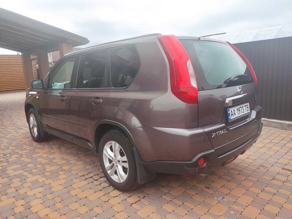 продам автомобіль Nissan
