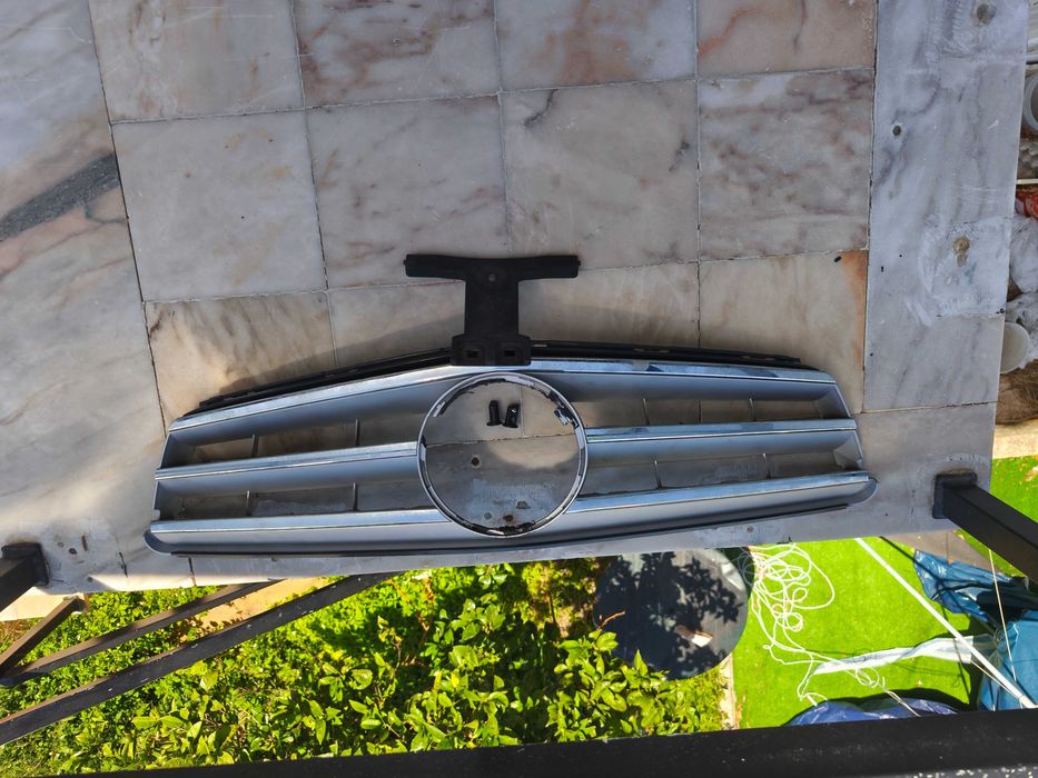 Grelhas Frente Mercedes W204 Statiom