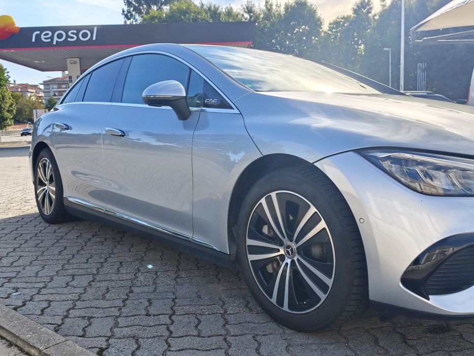 Mercedes EQE 350
