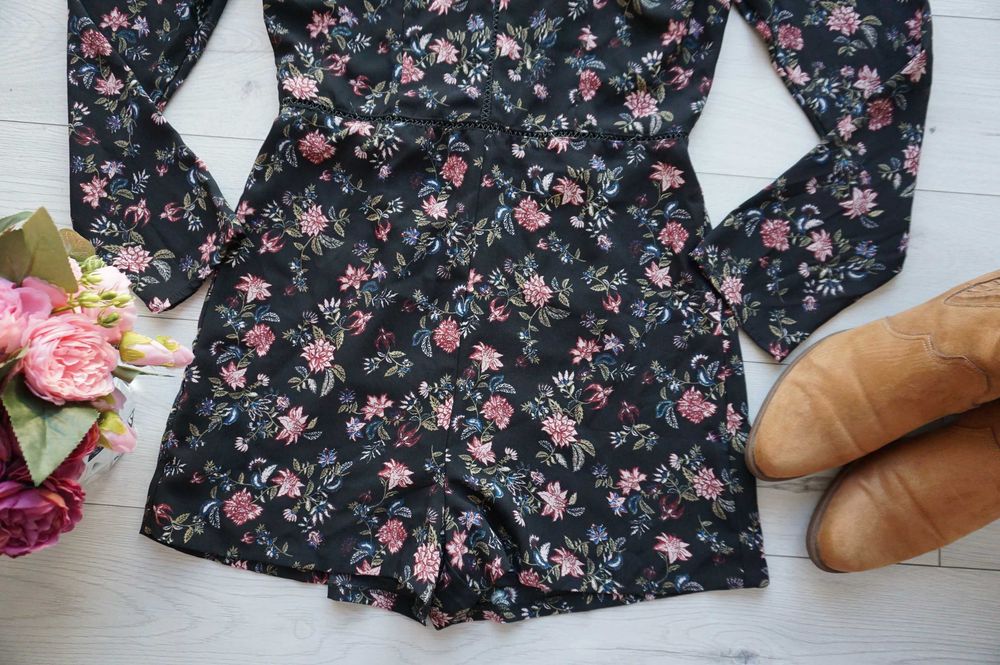 kombinezon w kwiaty~ Bershka r.40