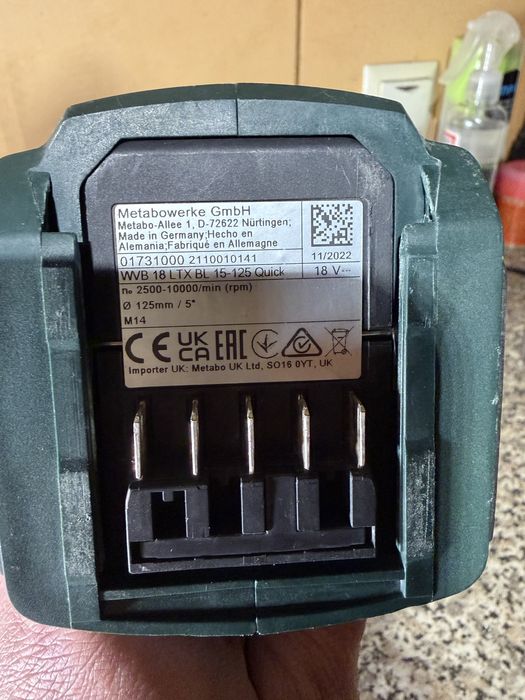 Продам аккумуляторную болгарку Metabo WVB 18 LTX BL 15-125 Quick