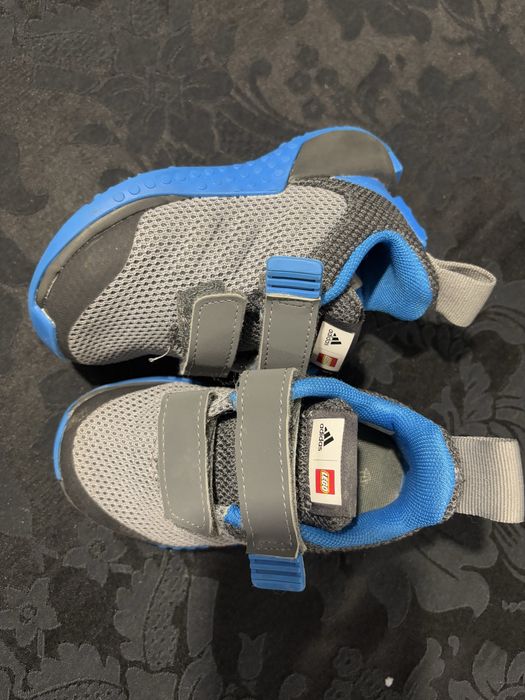 Vendo sapatikhas menino da lego como novas