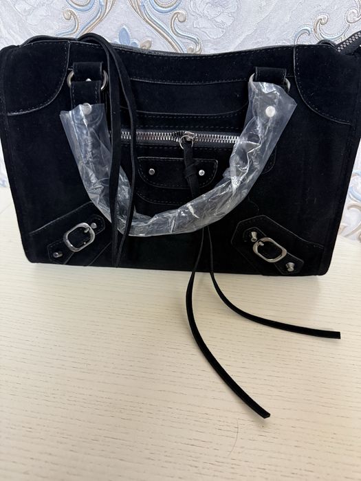 Balenciaga Le City